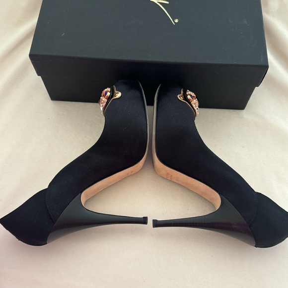 Giuseppe Zanotti Heels - Picture 10 of 11